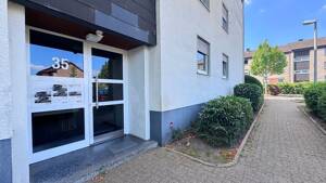 ACHTUNG SOMMERAKTION ! Ab sofort frei ! Geräumige 2,5- Raum ETW im EG mit Balkon! Provisionsfrei! – 45327 Essen – Vorschaubild 3