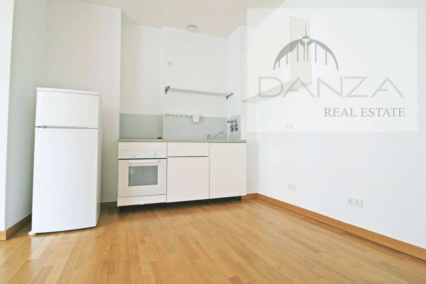 Bezugsfreie Neubau-Wohnung in KaDeWe-Nähe – Berlin – Vorschaubild 4