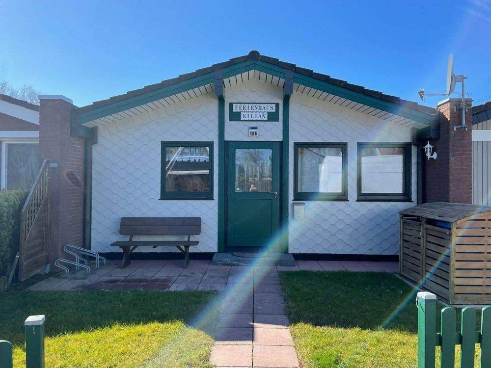 Modernes, kleines Ferienhaus in Deichnähe in Butjadingen – Butjadingen – Bild 1 von 7