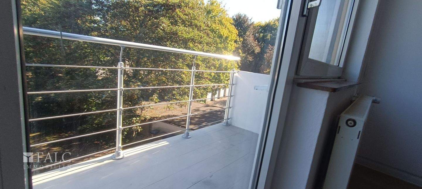 Schöne Wohnung mit Balkon in Gelsenkirchen – Gelsenkirchen – Vorschaubild 6