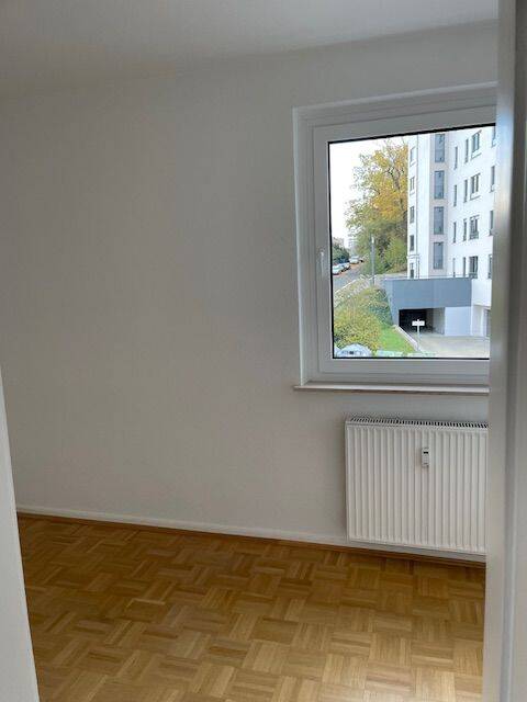 3,5 ZKB-Wohnung mit Südbalkon Nähe Aschrottpark – Kassel – Vorschaubild 8