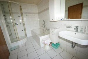 Viel Platz für Ihre Lieben – 51147 Köln – Vorschaubild 6