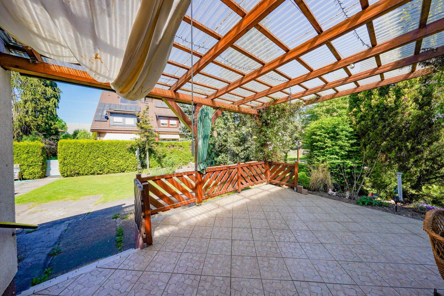 Sanierungsbedürftiges Einfamilienhaus mit Charme - familiengeeignet und mit Gestaltungsspielraum – Berlin – Vorschaubild 3