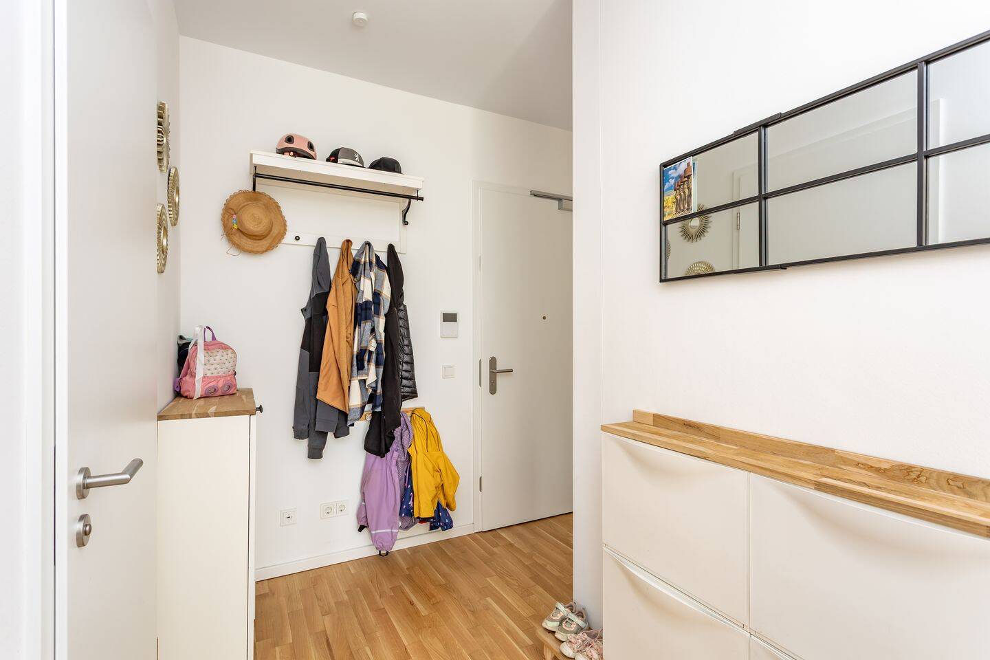 Southwest balcony in Altglienicke - stylish 3-bedroom apartment with comforts and an parking space! – Berlin – Vorschaubild 5