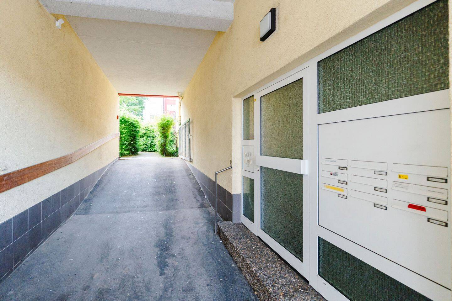 Lichtdurchflutete 3 Zimmerwohnung in Pforzheim Oststadt – Pforzheim – Vorschaubild 2