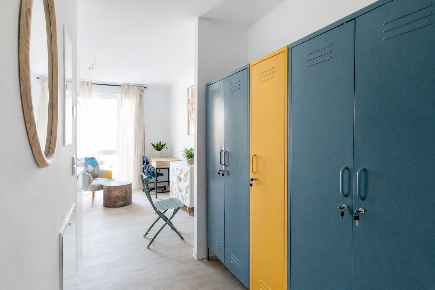 Ankommen, wohlfühlen, studieren: Exklusives Design-Apartment |möbliert|Fahrstuhl |Unilage|Dachgarten – Magdeburg – Vorschaubild 2