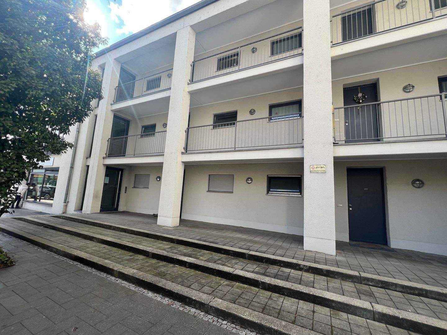 Schöne 2-Zimmerwohnung mit TG-Stellplatz – Ingolstadt – Vorschaubild 4
