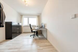 Exklusiv modernisierte 3-Zimmer-Wohnung mit traumhaftem Alpenpanorama in Englschalking / Bogenhausen – 81927 München – Vorschaubild 3