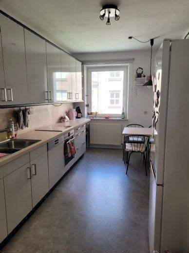 Provisionsfrei! Freiwerdende & freundliche 2-Zimmer-Wohnung im 1.Stock in charmantem Mehrfamilienhaus am Wöhrder See – Nürnberg – Vorschaubild 3