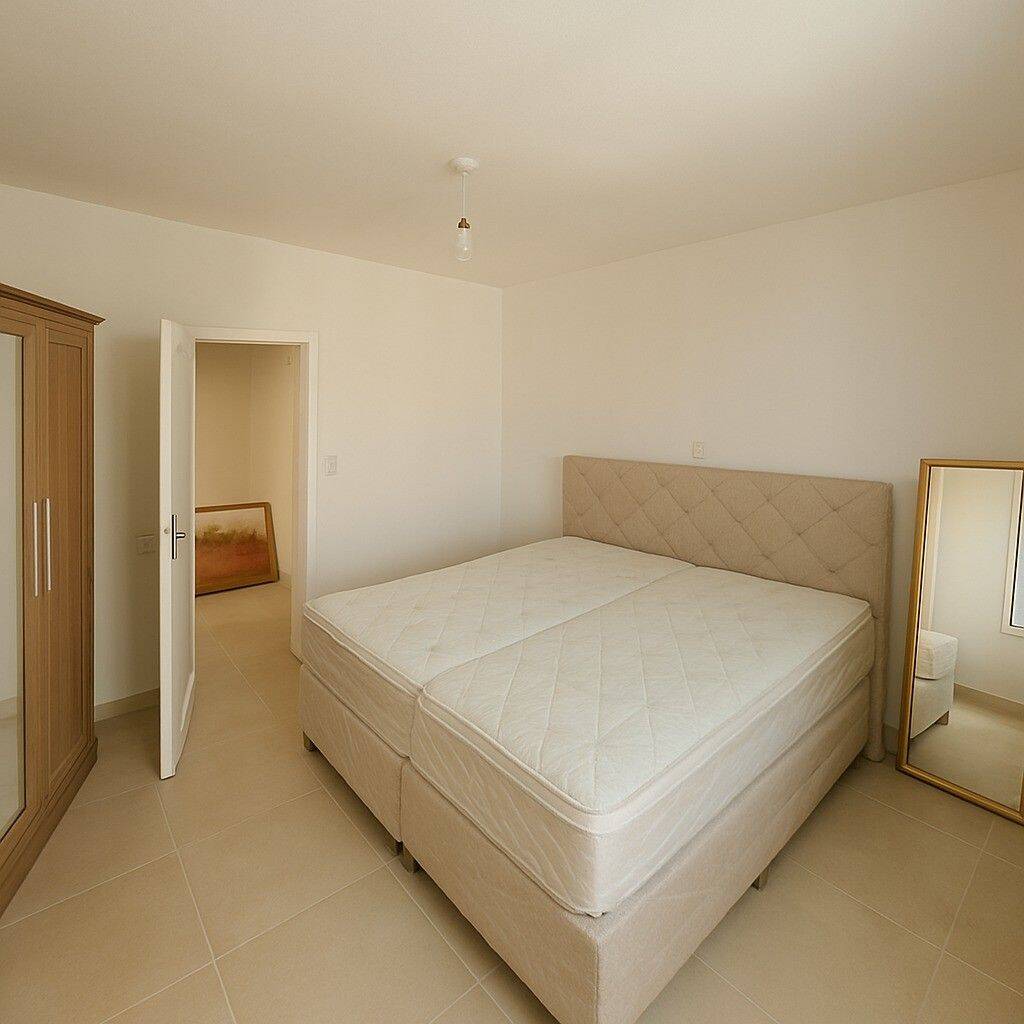 Sanierte 3,5-Zimmer-Wohnung (möbliert) - 1. Etage, Warmmiete 1.800 €, ab 01.09.2026 verfügbar – Düsseldorf – Vorschaubild 5