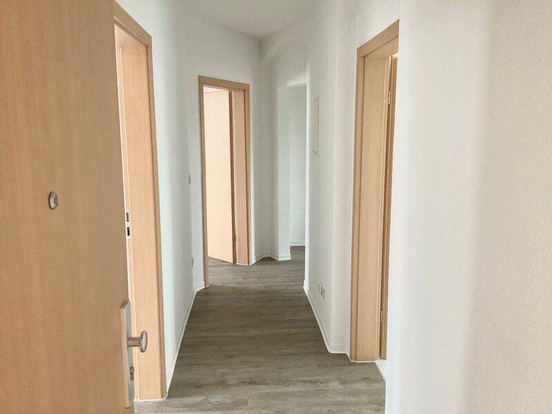 Hofseitiger Balkon - hier können Sie Ihre Ruhe genießen! – Magdeburg – Vorschaubild 8