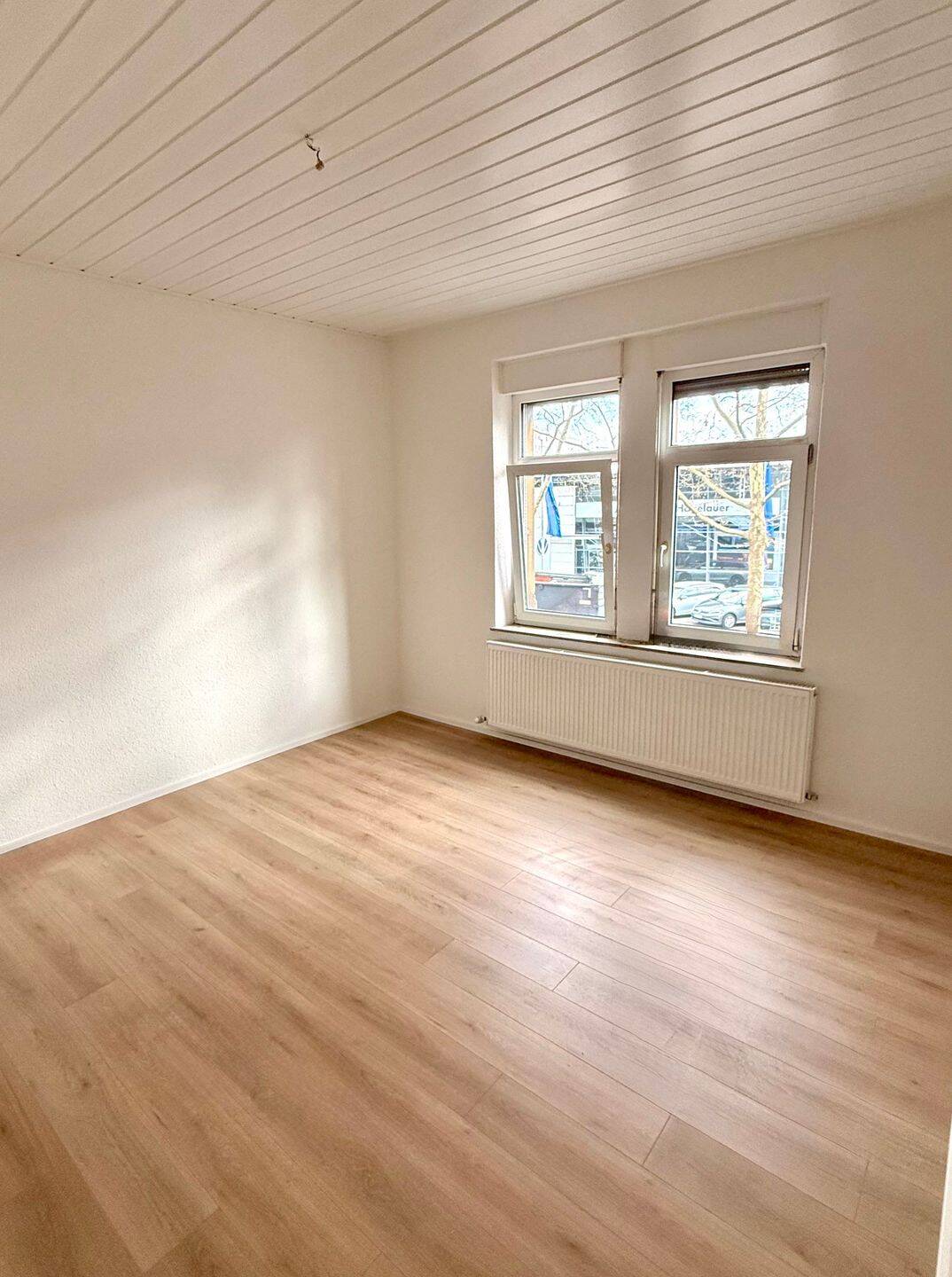WG-Zimmer in renovierter, möblierter 4er-WG (Neugründung) - zentral in Heilbronn – Heilbronn – Vorschaubild 2