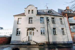 Vermietet - 2 Zimmer - Lübecker Altstadt mit Blick auf die Petrikirche – 23552 Lübeck – Vorschaubild 1