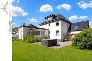 Bi-Hillegossen: Saniertes Ein- bis Zweifamilienhaus mit Garage und schönem Gartengrundstück – 33699 Bielefeld – Vorschaubild 4