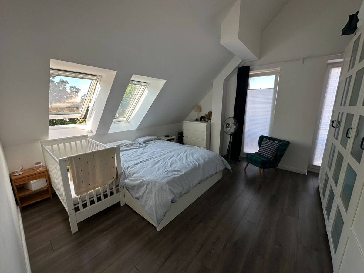 4-Zimmer-Wohnung im Dachgeschoss mit Balkon – 26123 Oldenburg – Bild 1 von 4