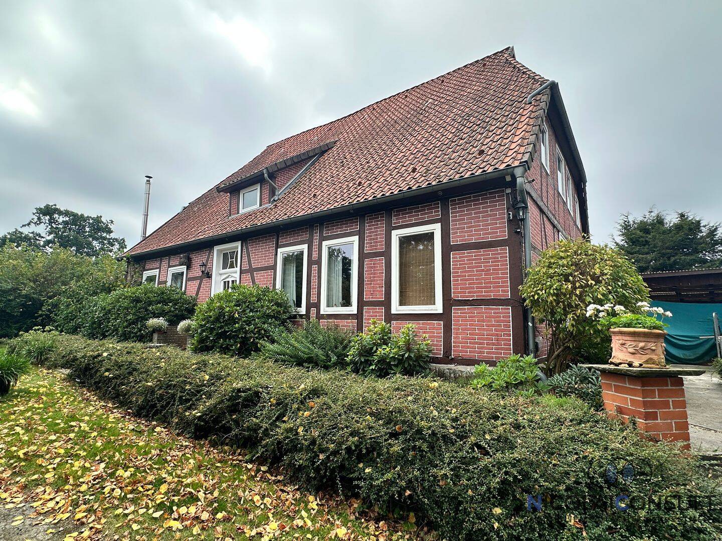 ++ Zweifam.-Haus auf großem Grundstück ++ Feldrandlage ++ vielfältige Nutzung ++ – Eimke – Bild 1 von 9
