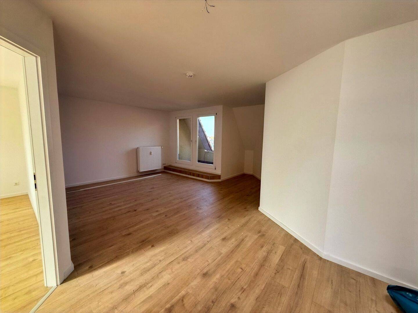 Großzügige Altbauwohnung mit Klimaanlage & Fußbodenheizung – Magdeburg – Vorschaubild 4