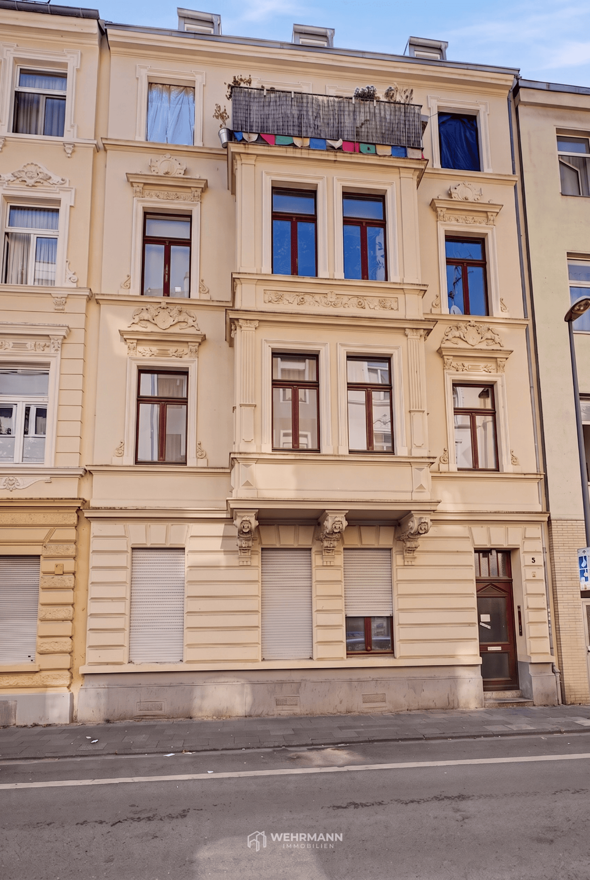 Mehrfamilienhaus in 51105 Köln mit 457 m² kaufen