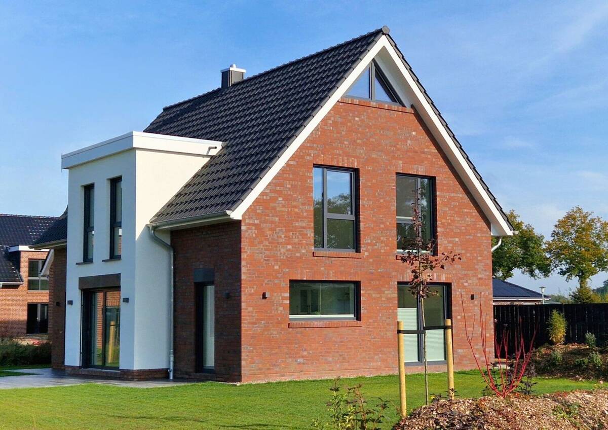 Neubau-Traum: Hochwertiges Einfamilienhaus in OL-Etzhorn – 26125 Oldenburg – Bild 1 von 5