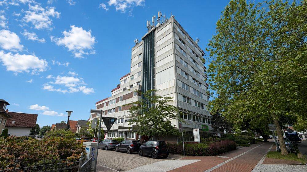 Gepflegte 2-Zimmer-Eigentumswohnung im 2. OG mit Schwimmbad und Sauna in attraktiver Lage - in OL – Oldenburg – Vorschaubild 2