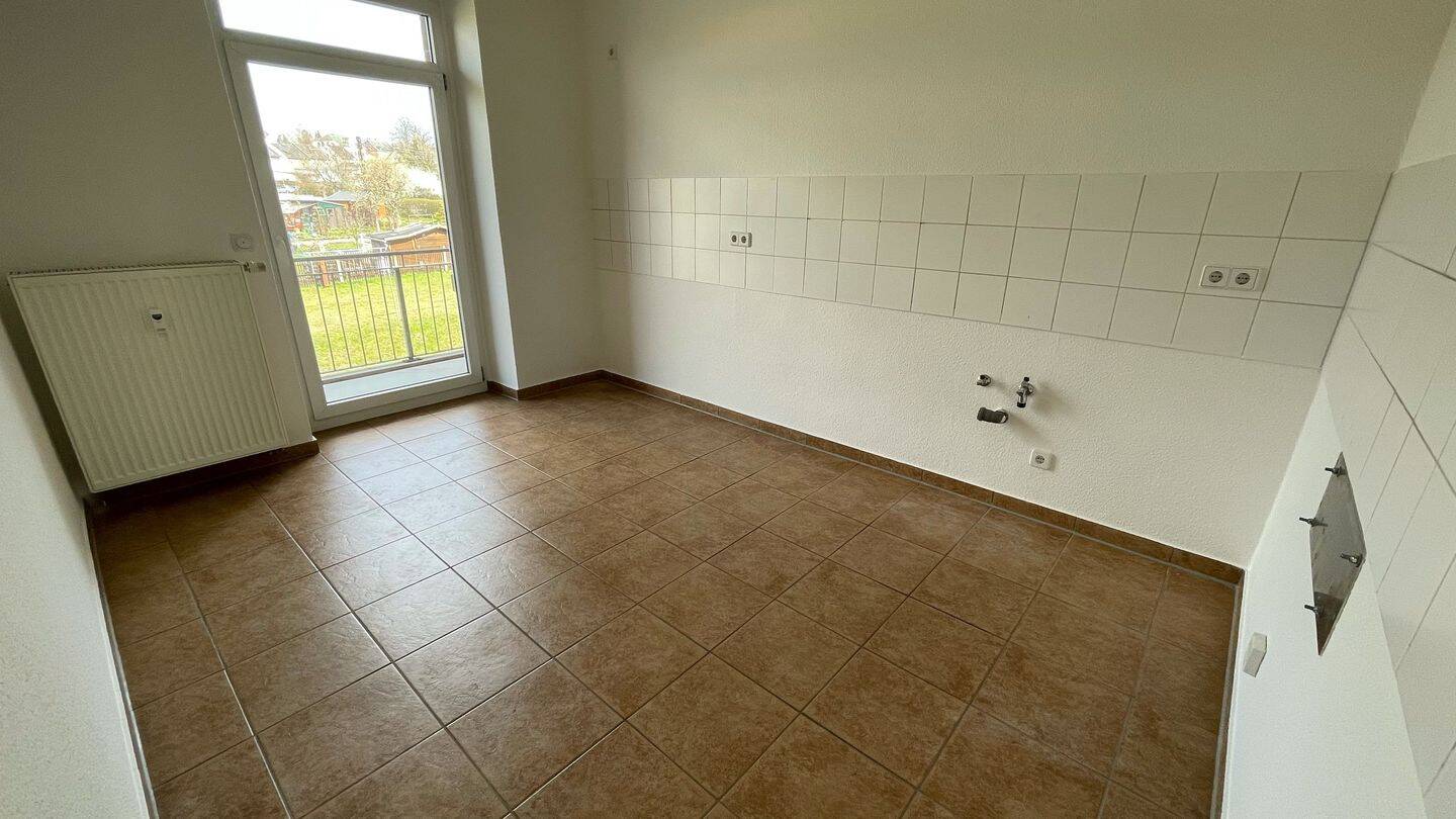 1. OG ! frei ab 1.8.26 - große Küche mit Balkon - WG geeignet – Chemnitz – Vorschaubild 9