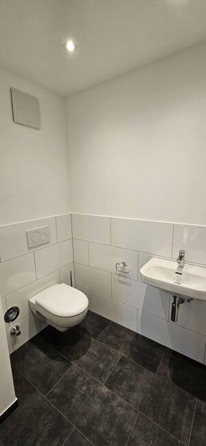 Modernes Wohnen in zentraler Lage - 4-Zimmer-Wohnung nach Sanierung – 40878 Ratingen – Vorschaubild 5