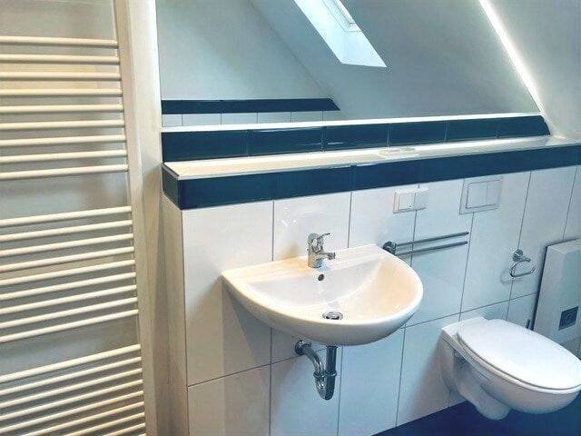 REDUZIERT !! Moderne 3 - Z.WHG mit NEUEM SUPERBAD, ohne Balkon – Krefeld – Vorschaubild 6