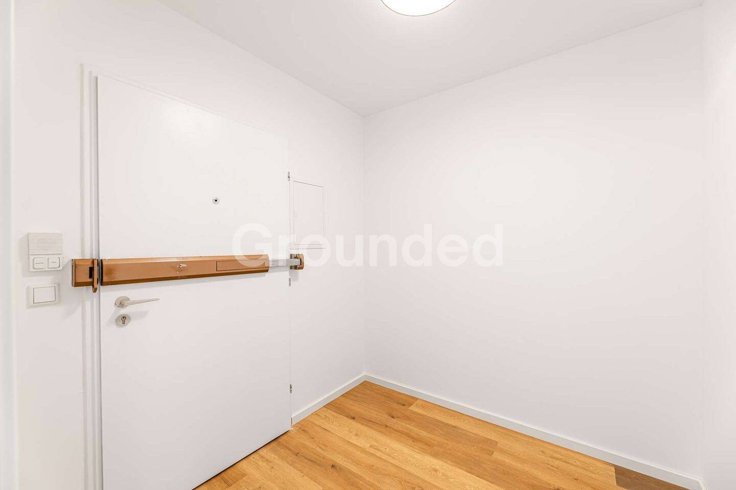 Erstbezug nach Kernsanierung - Moderne 3-Zimmer-Wohnung mit Balkon in Nürnberg - zzgl. TG-Stellplatz – Nürnberg – Vorschaubild 2