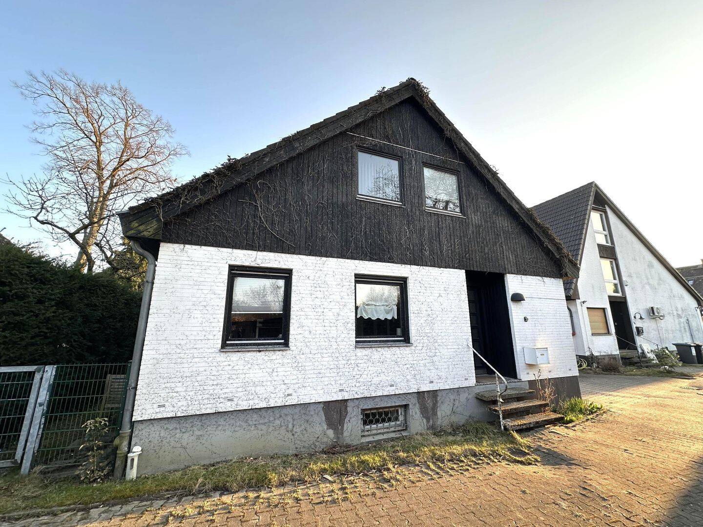 Charmantes Einfamilienhaus mit sonnigem Garten in ruhiger Lage – Berlin – Vorschaubild 3