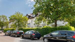 Sofort verfügbar: Charmante Erdgeschosswohnung mit Terrasse und Tiefgarage – 81827 München – Vorschaubild 6