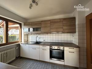 Helle 3-Zimmer-Wohnung mit Balkon, eigenem Garten und Garage in ruhiger Wohnlage
