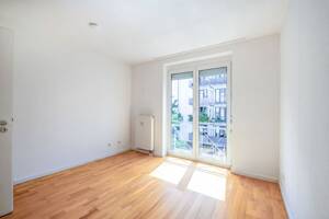 Lichtdurchflutete 2-Zimmer-Wohnung mit TG-Stellplatz im beliebten Dichterviertel – 10115 Berlin – Vorschaubild 6