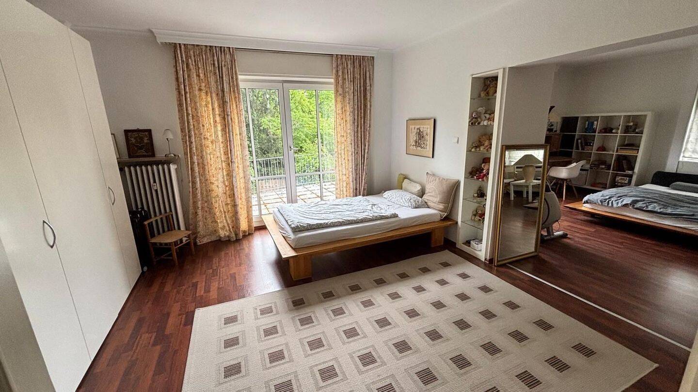 Viel Platz in Erlenstegen: unmöblierte Wohnung in Stadtvilla zu vermieten – Nürnberg – Vorschaubild 2