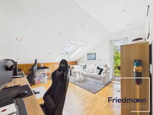 Ruhiges Wohnen am Trimmelter Hof: Gepflegte Dachgeschosswohnung in Zweifamilienhaus, ideal für Paare – 54296 Trier – Vorschaubild 9