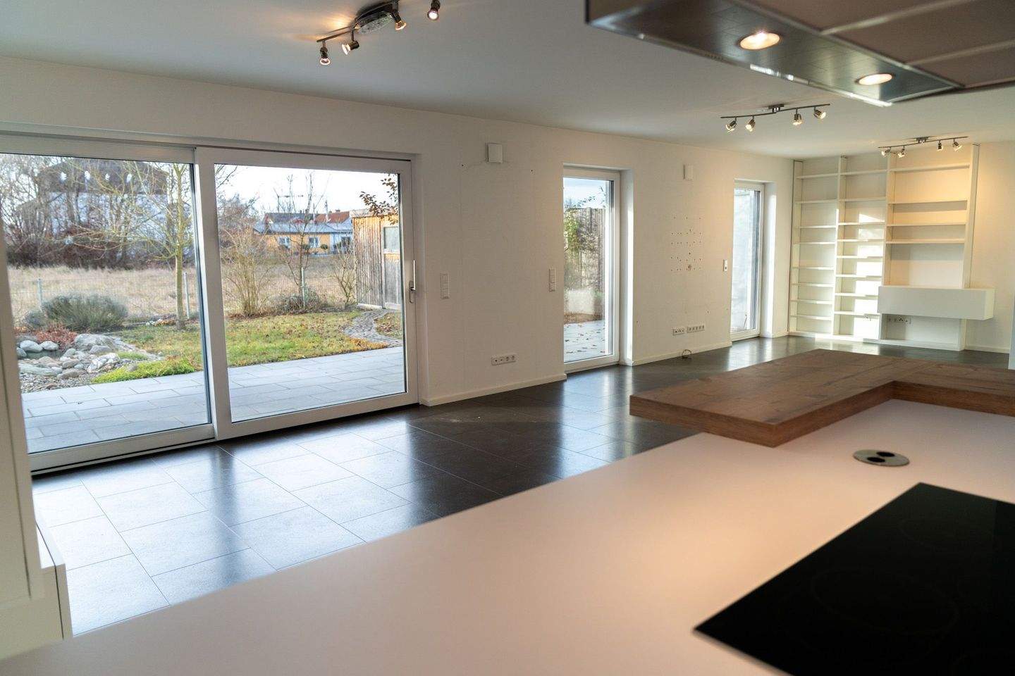 Sonnige Erdgeschosswohnung mit Garten in Ingolstadt-Südwest | Nähe HBF – Ingolstadt – Vorschaubild 3