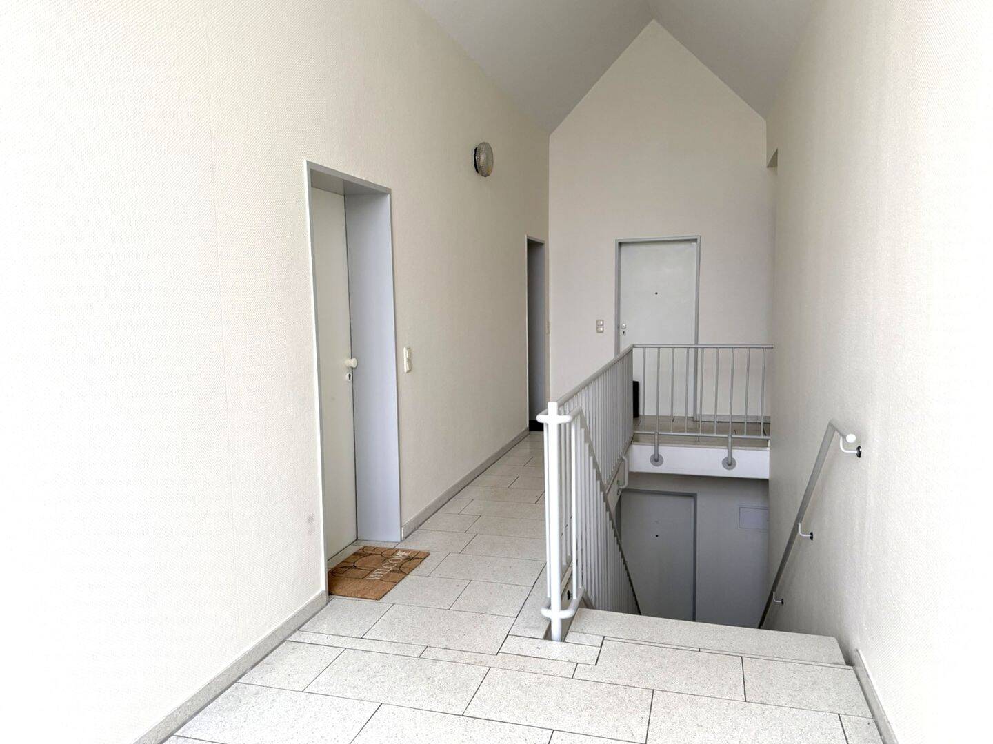 Gepflegte Kapitalanlage! 1-Zimmer-Dachgeschosswohnung mit Balkon in begehrter Lage am Wunderburgpark – Oldenburg – Vorschaubild 8
