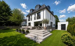 Klassische Eleganz in bester Obermenzinger Lage – 81247 München – Vorschaubild 1