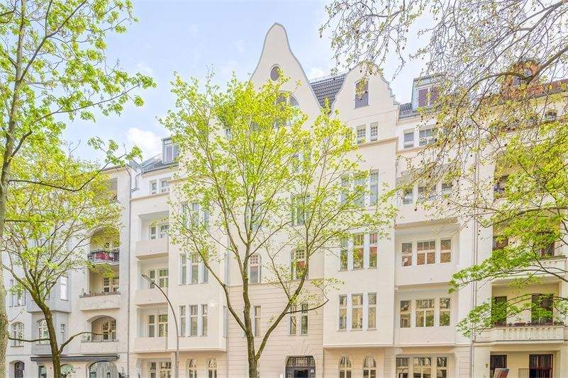 Xantener Luxury Carré: 250 m² Stuckparadies in top City-West-Lage – Berlin – Bild 1 von 9