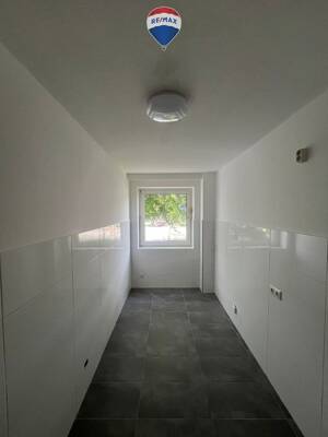Jetzt reduziert! Renovierte 3-Zimmer-Wohnung mit Balkon & Stellplatz in bevorzugter Lage – 22549 Hamburg – Vorschaubild 4