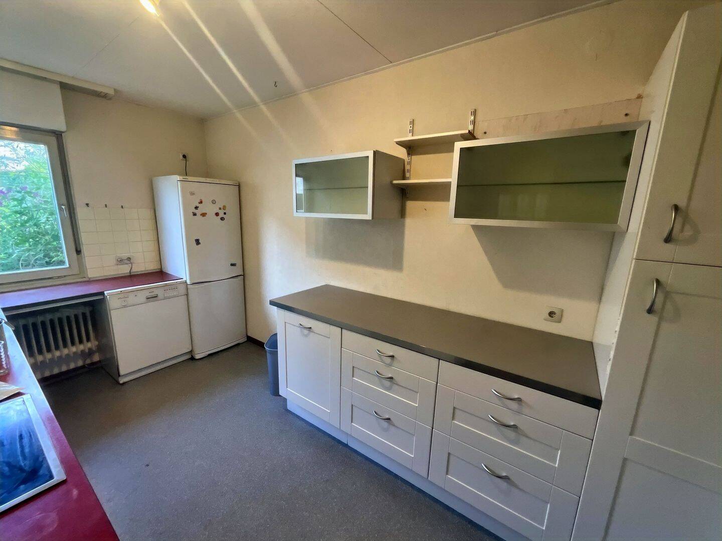 Renovierungsbedürftiges Einfamilienhaus in ruhiger Lage von Hermeskeil – Hermeskeil – Vorschaubild 4