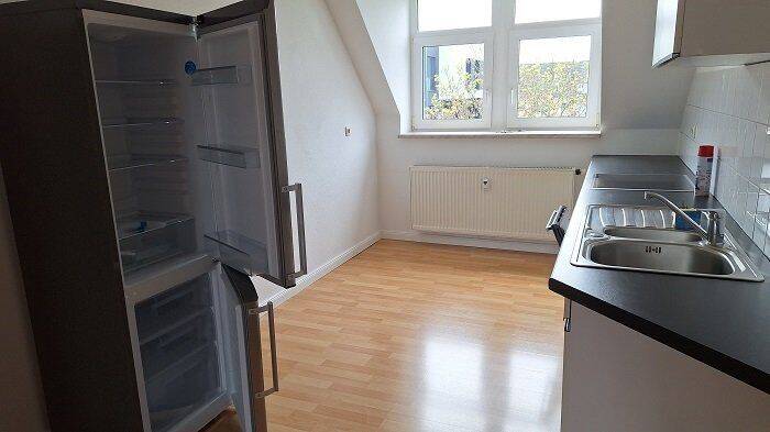 Dachgeschosswohnung inkl Einbauküche und Tageslichtbad – Chemnitz – Vorschaubild 3
