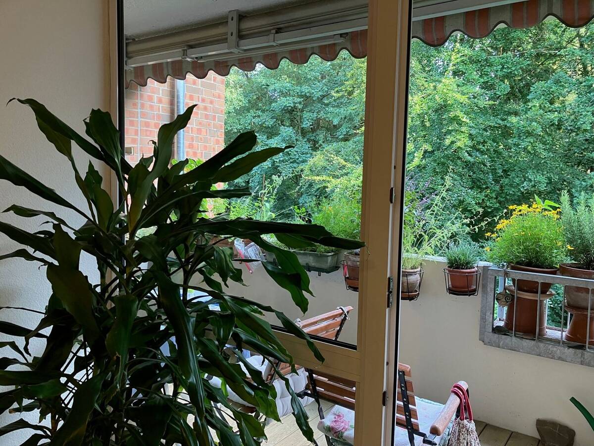 4 Zi-Whg, 94 m², 7 m Südbalkon, zw. Naturschutzgebiet und Kupferteich, 2 Stellpl., ohne Courtage, frei – 22159 Hamburg – Bild 1 von 9