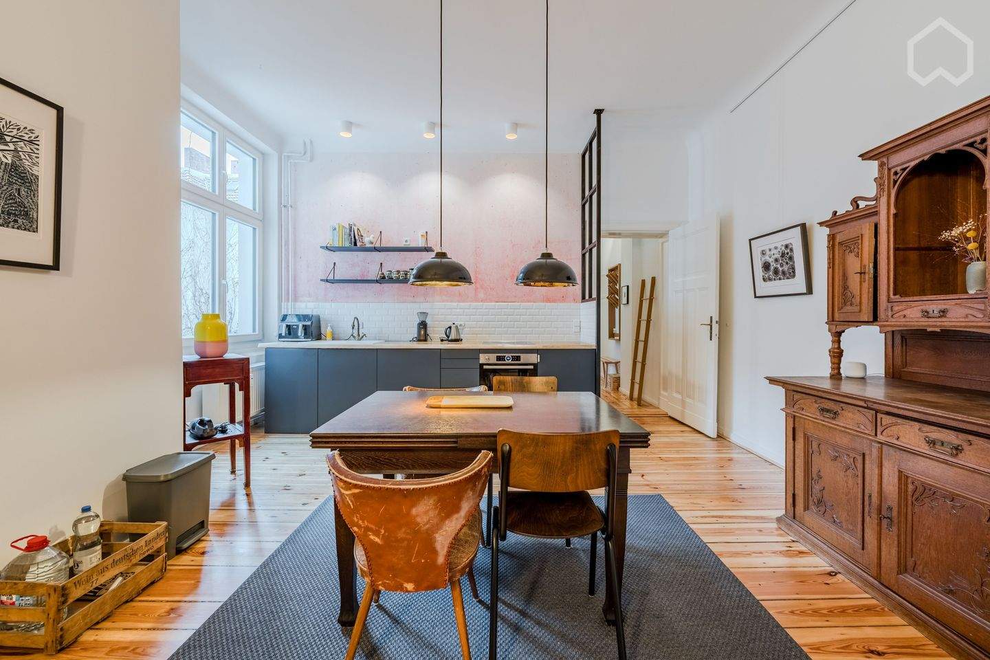 Luxuriöses Designer-Apartment mit zeitloser Eleganz – Berlin – Vorschaubild 5