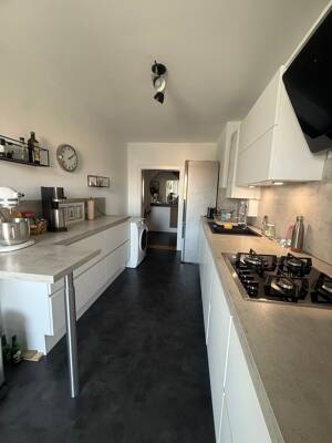 Sehr schöne u. sanierte 4-Zimmerwohnung mit 10 m²- Balkon im Herzen der List – 30161 Hannover – Vorschaubild 9