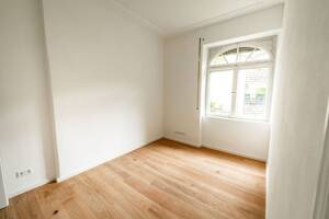 Erstbezug nach Komplettsanierung - Familienfreundliche 4-Zi-Wohnung mit Loggia mitten in Esslingen – 73728 Esslingen am Neckar – Vorschaubild 9