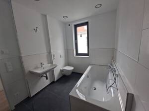 Erstbezug! Helle moderne 2 RWG mit Balkon und Lift zu vermieten! EBK möglich! – 1139 Dresden – Vorschaubild 5