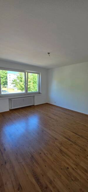 Renovierte 3-Zimmer-Wohnung mit Parkplatz! – 51061 Köln – Vorschaubild 4