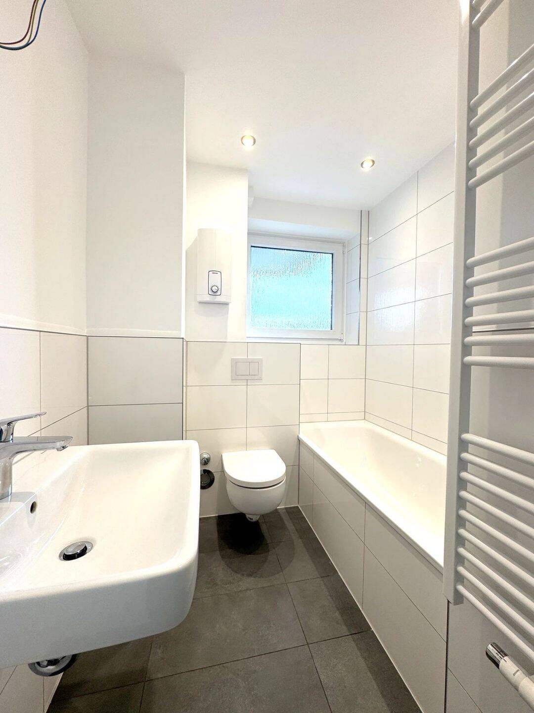 Moderne kernsanierte 3-Zimmer-Wohnung mit Balkon in zentraler Lage von Düsseldorf-Mörsenbroich – Düsseldorf – Vorschaubild 6
