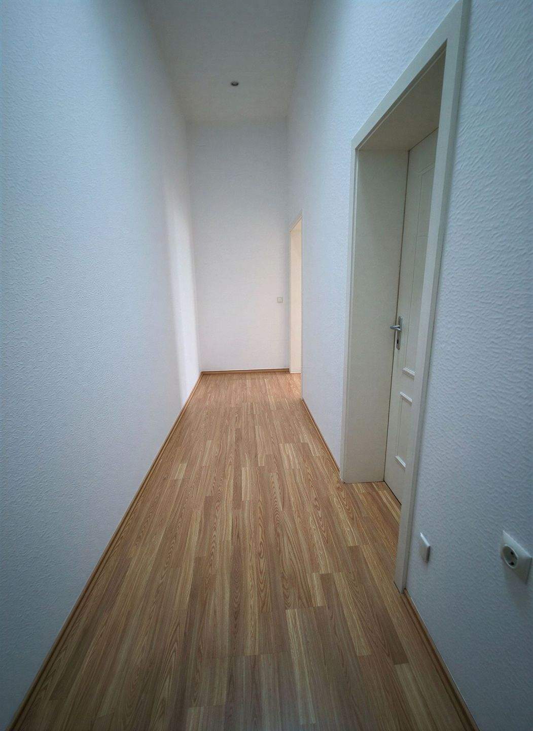 Attraktive Kapitalanlage: Dachgeschosswohnung mit Galerie und offenem Raumkonzept – Erfurt – Vorschaubild 2