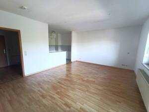 Schöne 2-Raum Wohnung in ruhiger Lage mit großem Balkon – 39122 Magdeburg – Vorschaubild 2